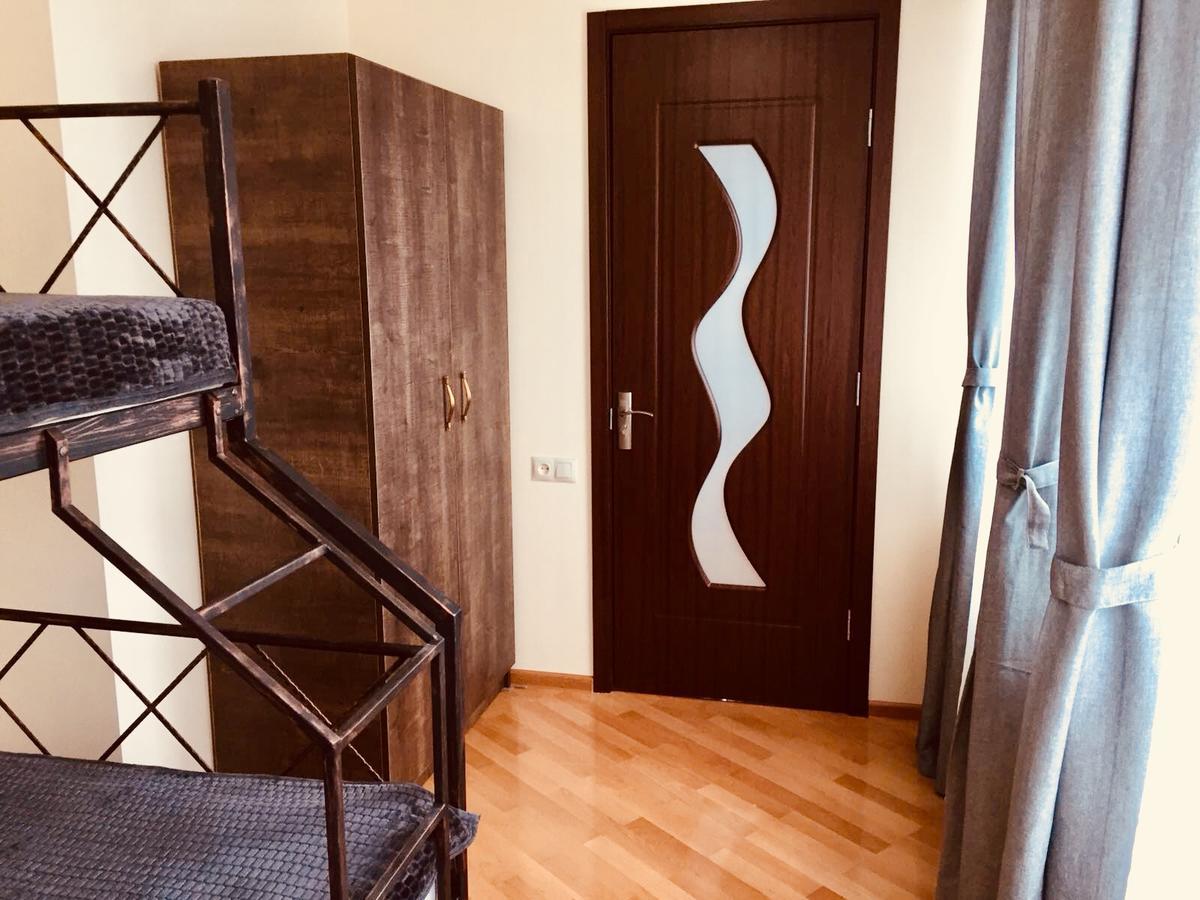 Asterias Apartment Tbilisi Bagian luar foto